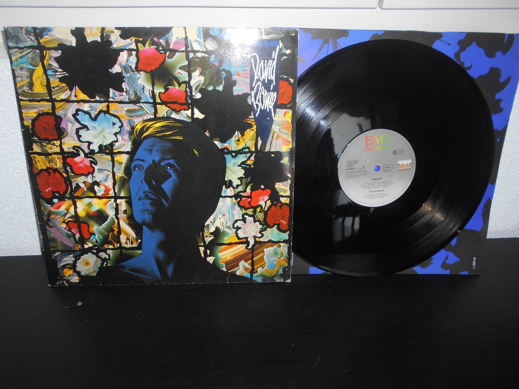 Vinyles: David Bowie – Tonight / 1984 – D'occasion à Aarberg par witchhunter01