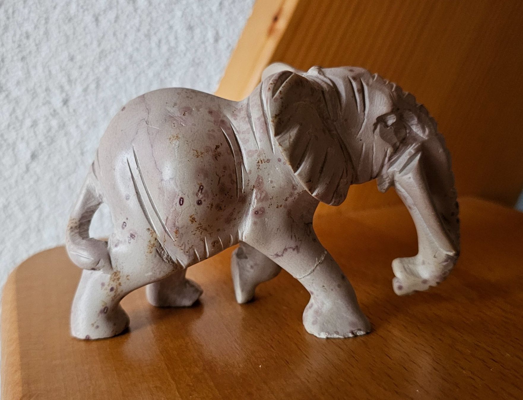Statuette: Elefant aus Stein – Nuovo (secondo la descrizione) da Geuensee venduto da JeMaUrPe 1