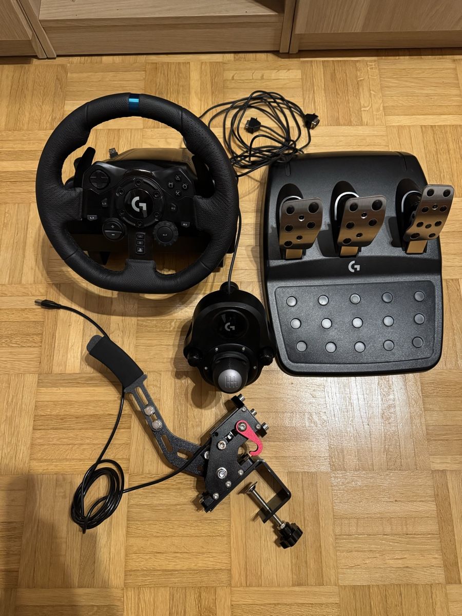 Logitech Controller: Logitech G923 PC/Playstation Lenkrad – Usato da Mels venduto da gun_9r5w