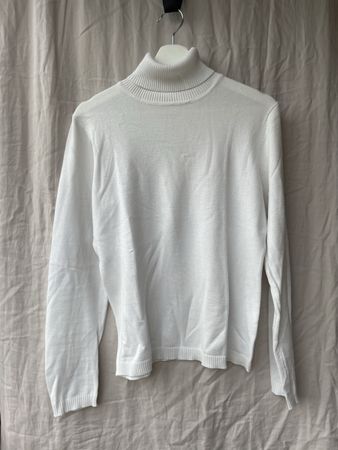 Rollkragenpullover weiss