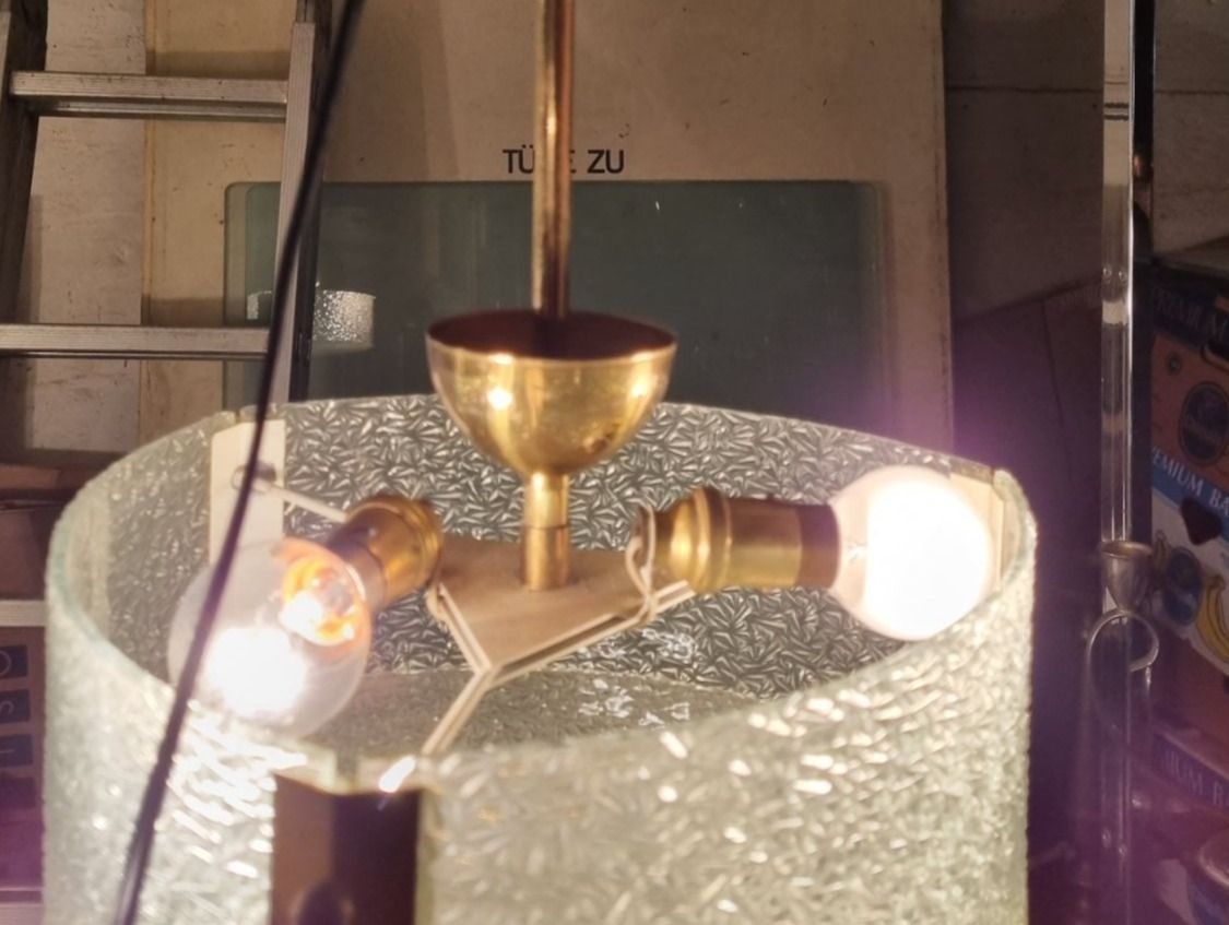 Lampadari & plafoniere: Vintage-Deckenleuchte, Dreiecksleuchter – Usato da Basel venduto da Jcva 2