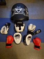 Boxhandschuhe, Kopfschutz, Bauchschutz, Pratzen