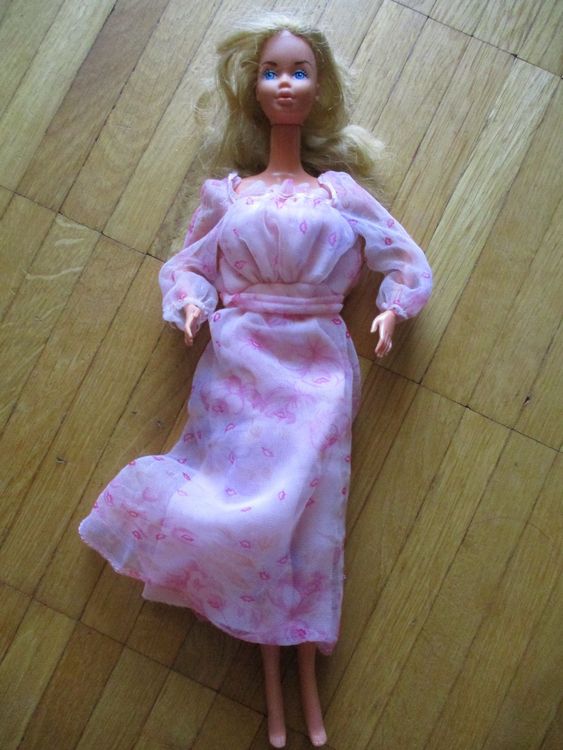 Poupée Barbie Mattel Vintage De 1966 Fabriquée à Taïwan - Occasion Avec Accessoires