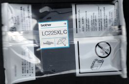 Druckertinte Brother LC225 C (CYAN) Originalverpackung