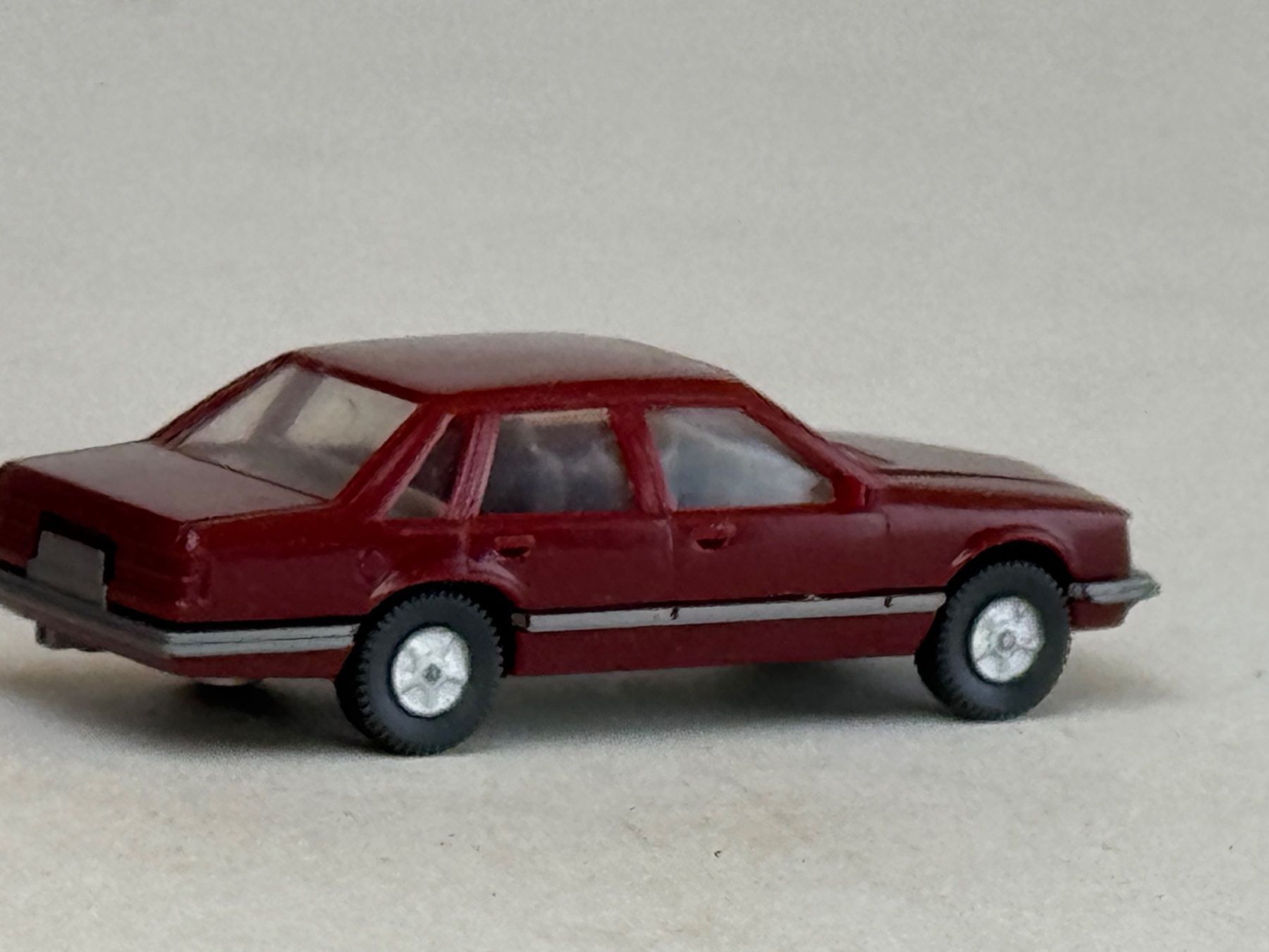 Wiking Modellini d'auto: VE1- Wiking Opel Senator h-braunrot – Usato da Elm venduto da Wikmtz 1