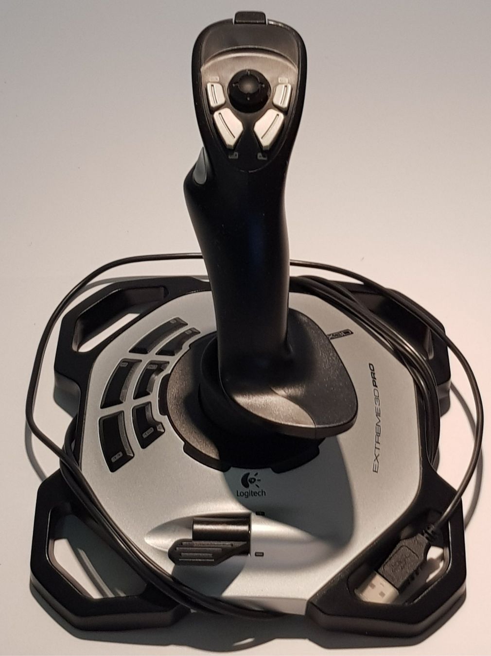 Logitech Controller: Joy Stick Logitech Extrem 3D Pro, X3D – Usato da Leuggern venduto da elitocram 1