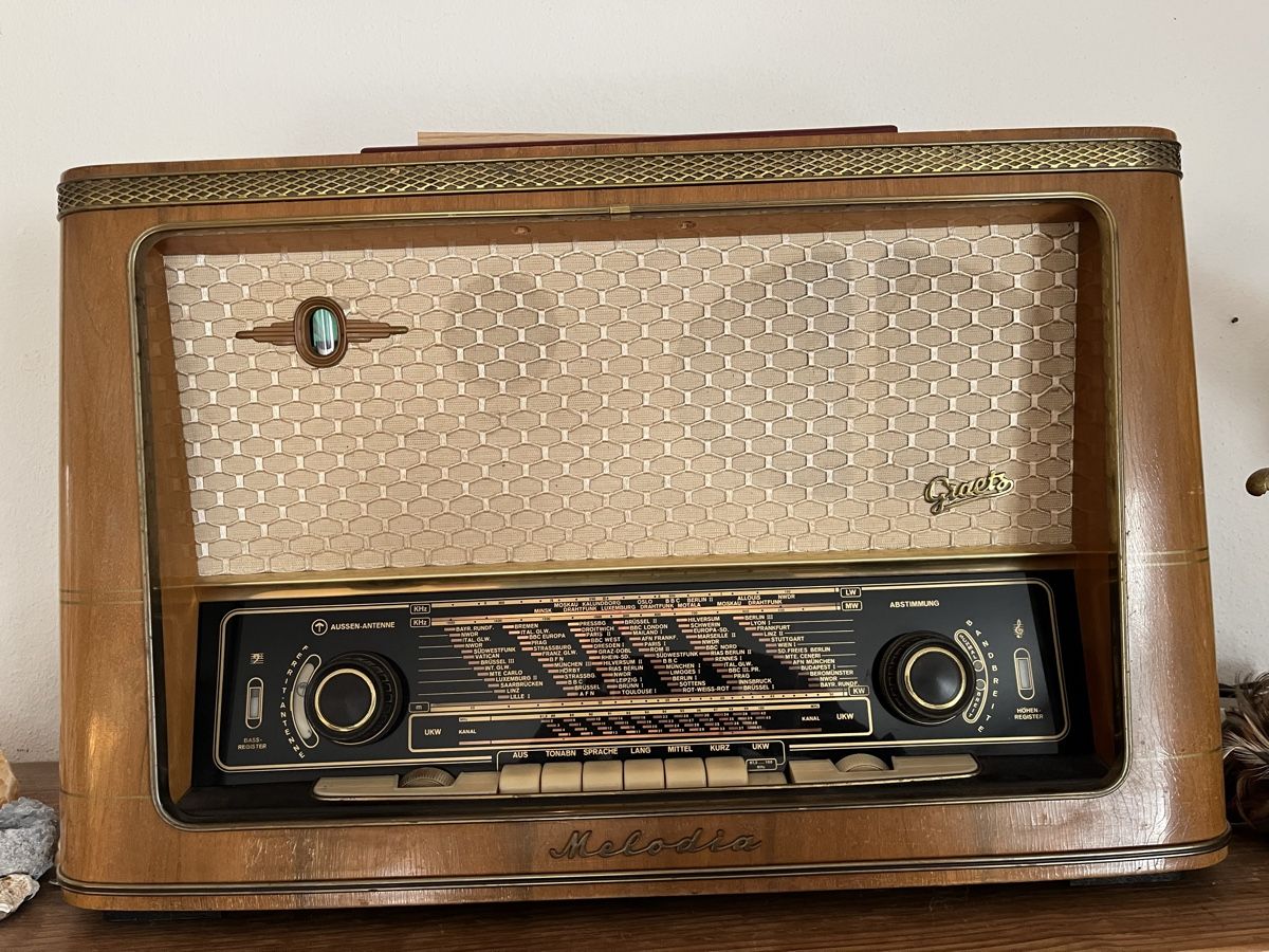 Radios: röhrenradio graetz melodia – Gebraucht aus Lengnau BE von Meij 5
