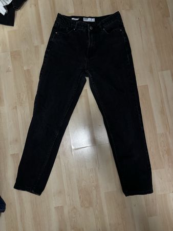 Mom Jeans Schwarz Gr. 36