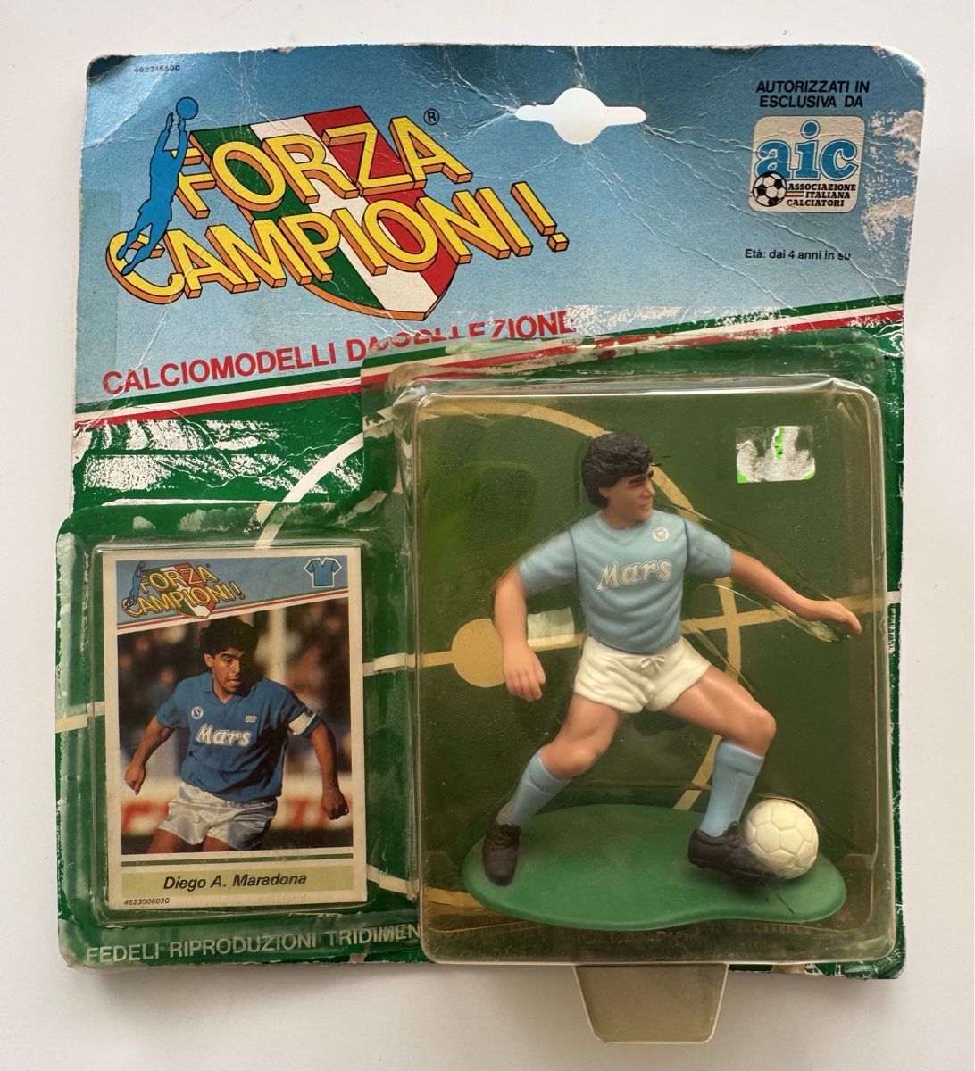 Statuette: FIGURINE FORZA CAMPIONI MARADONA – Usato da Le Landeron venduto da Gianns46