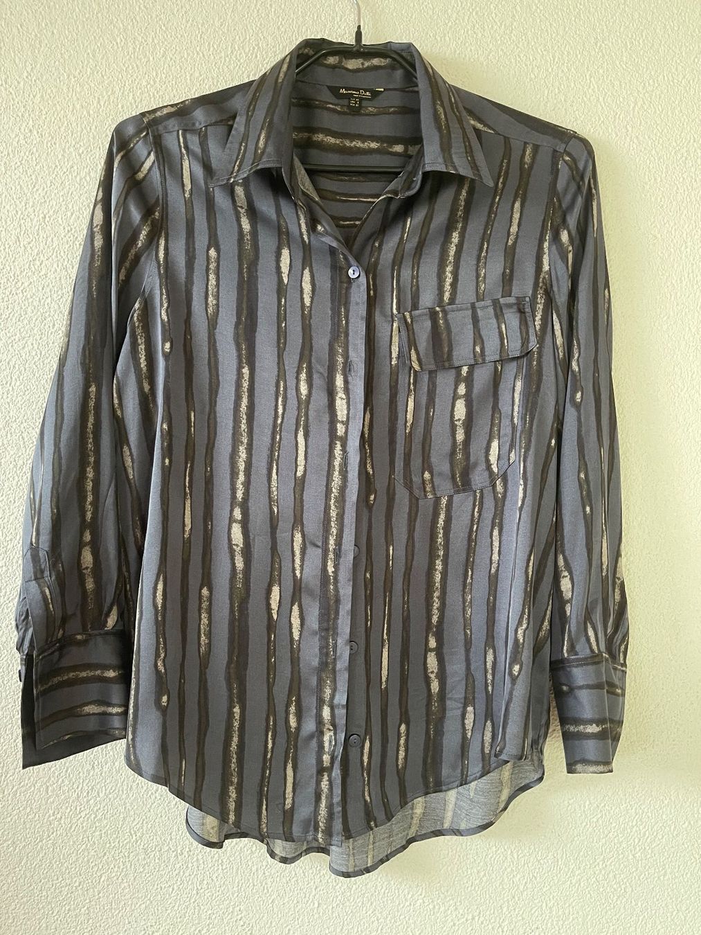 Massimo Dutti Chemisiers: MASSIMO DUTTI M L (40) /NP70CHF Viscose – Neuf (Voir description) à Kölliken par Prscoo 1