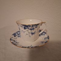 Versand möglich. Tasse blaues Weinlaub