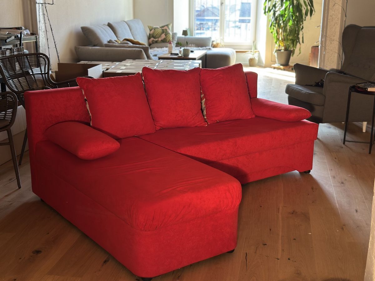 Divani: ausziehbares Sofa rot – Usato da Meierskappel venduto da sonagr