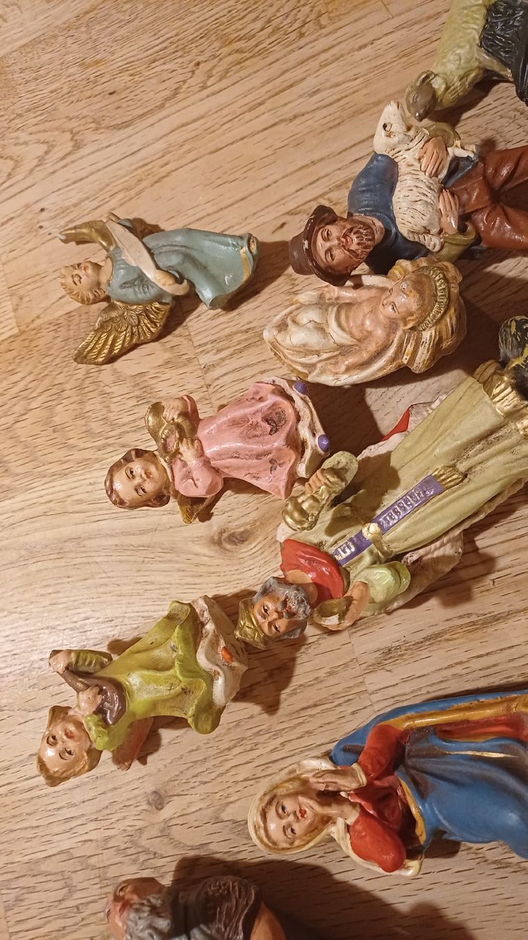 Statuette: Schöne Antike Krippenfiguren – Usato da Flawil venduto da Naphtali 5