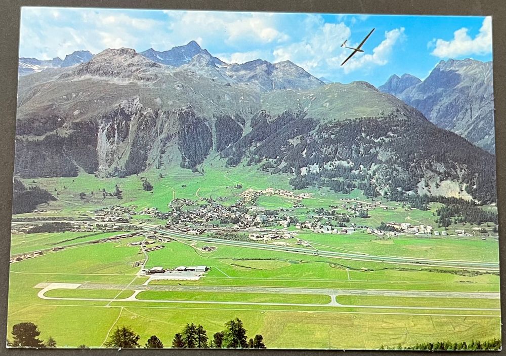 segelflieger-ber-samedan-mit-flugplatz-ca-1970-gebraucht-in-wabern