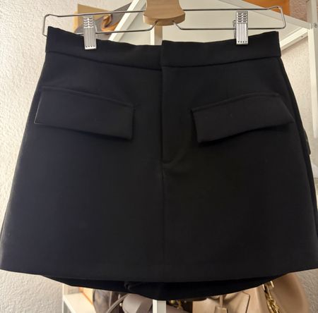 Schwarze kurze Hose Hosenrock