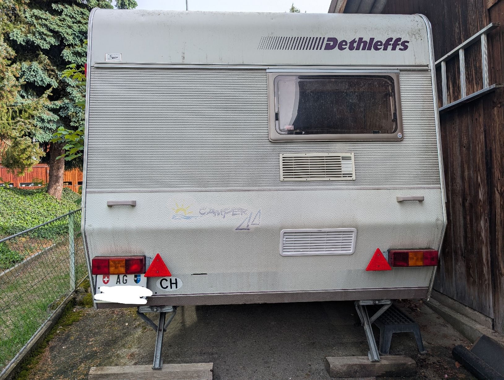 Dethleffs Anhänger: Wohnwagen Dethleffs Camper 450 – Gebraucht aus Hägglingen von Jordan_007 1