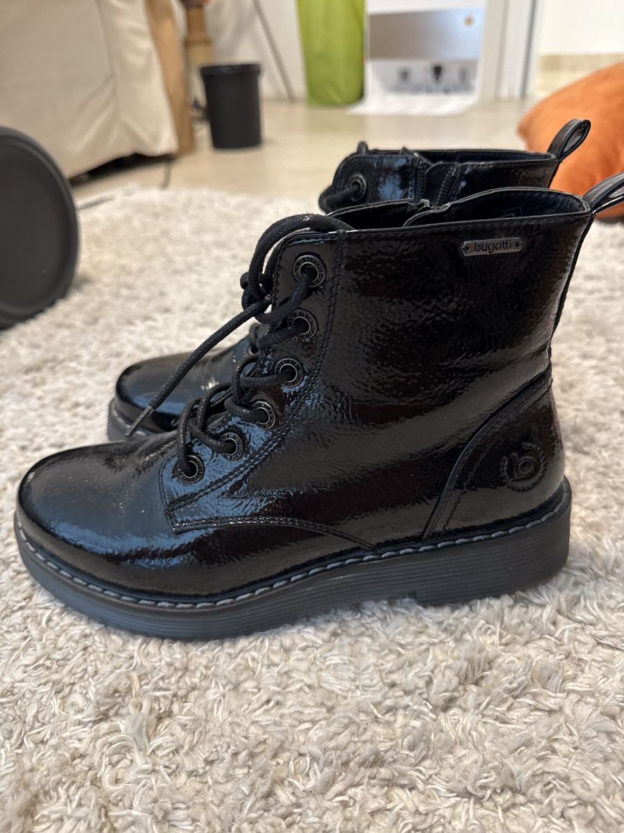 Bugatti Scarpe da donna: Schnürstiefeletten – Nuovo (secondo la descrizione) da Dottikon venduto da RomanVer