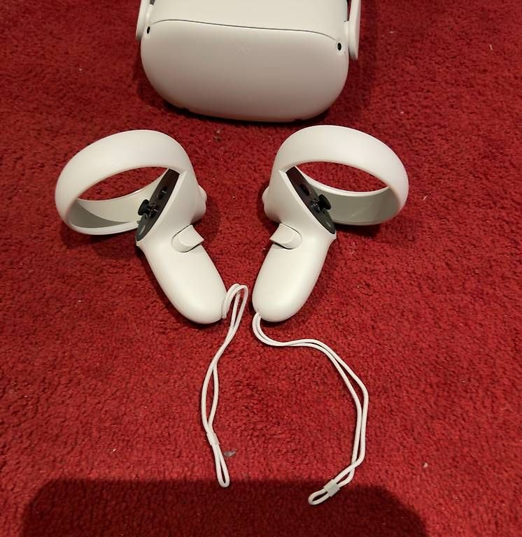 Casco VR: Meta Quest 2 inkl. Elite Strap – Nuovo e nell'imballaggio originale da Niederbipp venduto da Stern10304 1