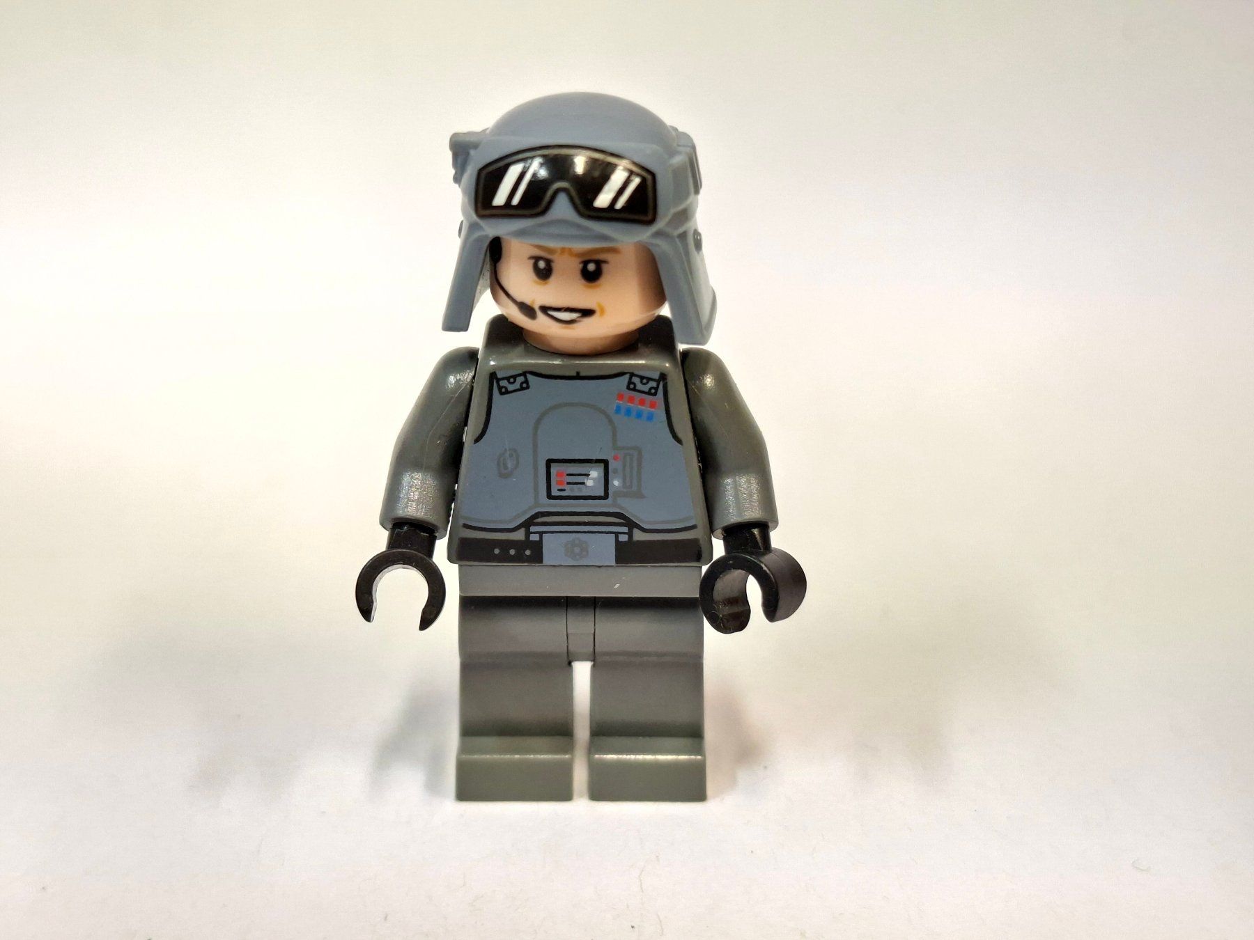 Star Wars LEGO General Maximillian Veers AT-AT Officer Minifigure 75288 sw1101
