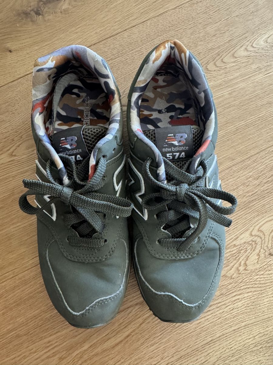 New Balance Scarpe da uomo: New Balance 574 – Usato da Puplinge venduto da Cechth 2