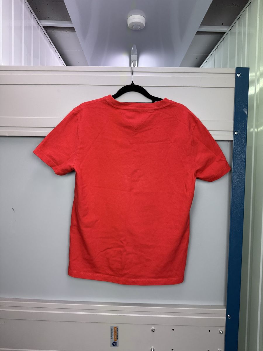 Tommy Hilfiger T-shirts: Tommy Hilfiger jeans tee – D'occasion à Lausanne par Unehistoiredesapes 4