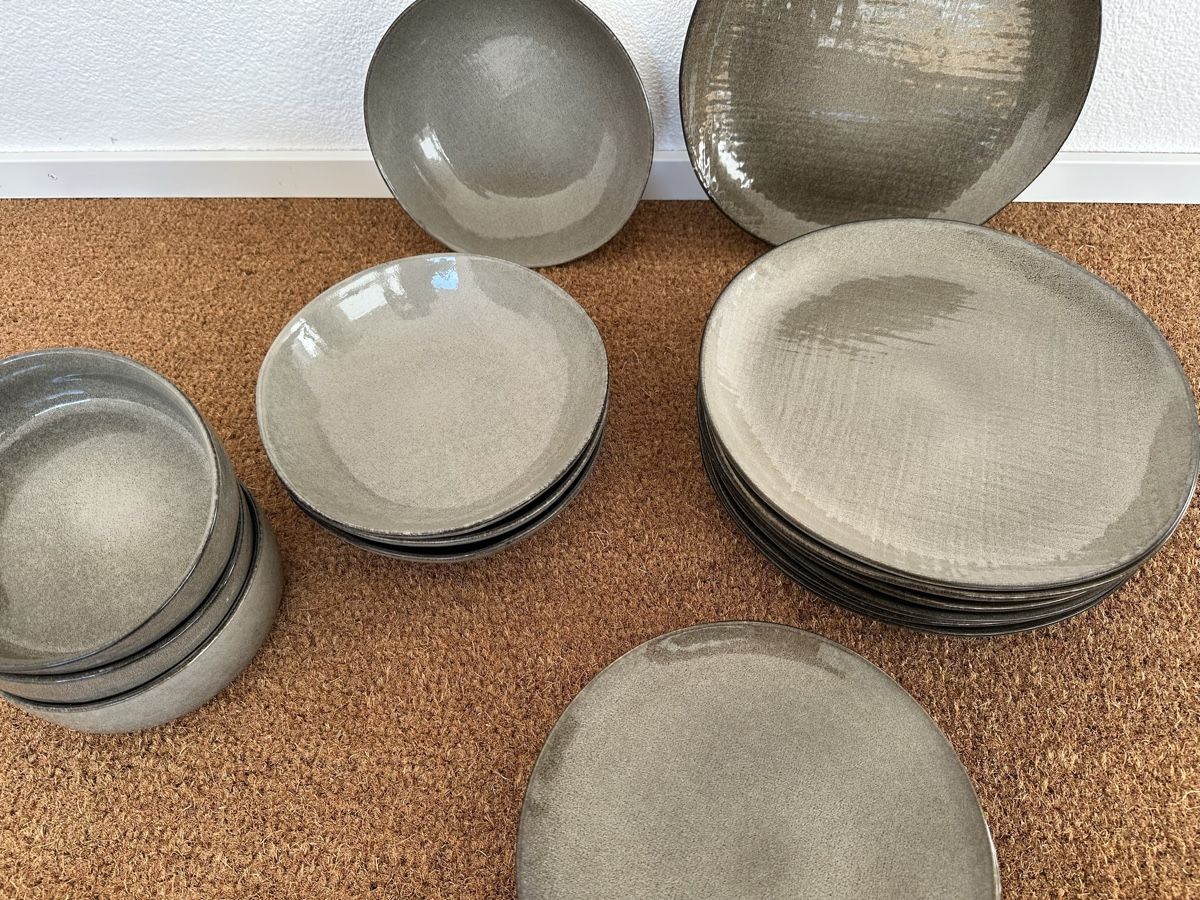 Maisons du monde Geschirrsets: Teller Set – Gebraucht aus Wettswil von HESAMIDA 1