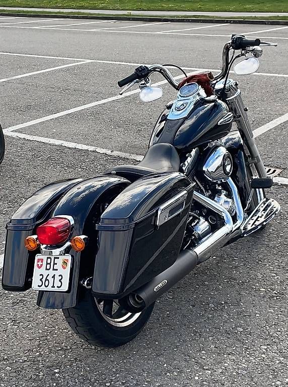 Chopper: HARLEY-DAVIDSON FLD Dyna Switchback ABS – Usato da Hünibach venduto da cyber-mano 3