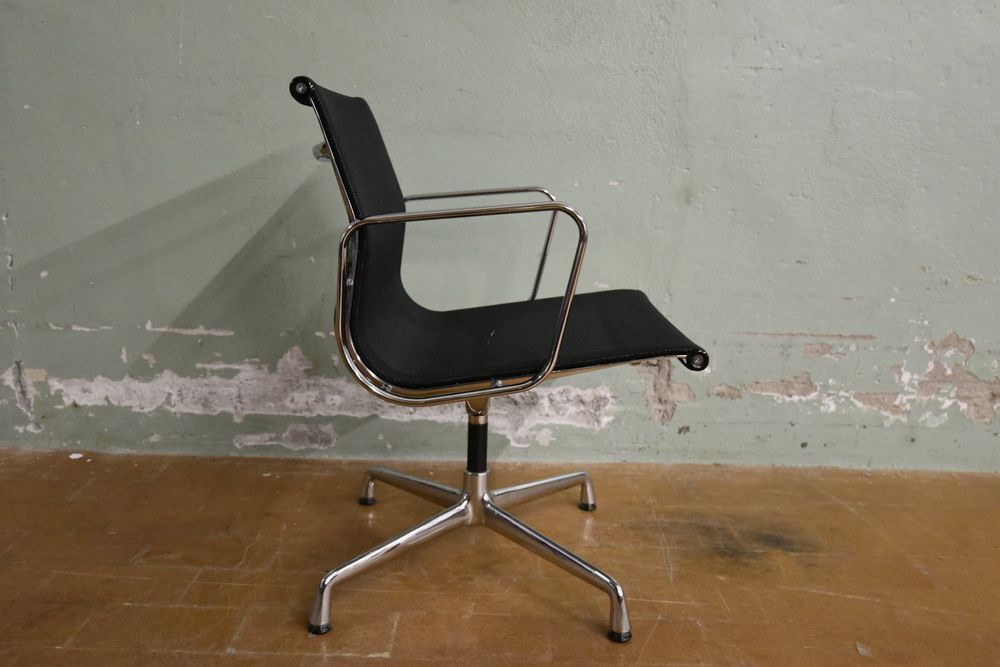 Designer Stuhl Vitra EA 107 Netz / Schwarz *nicht drehbar* 2