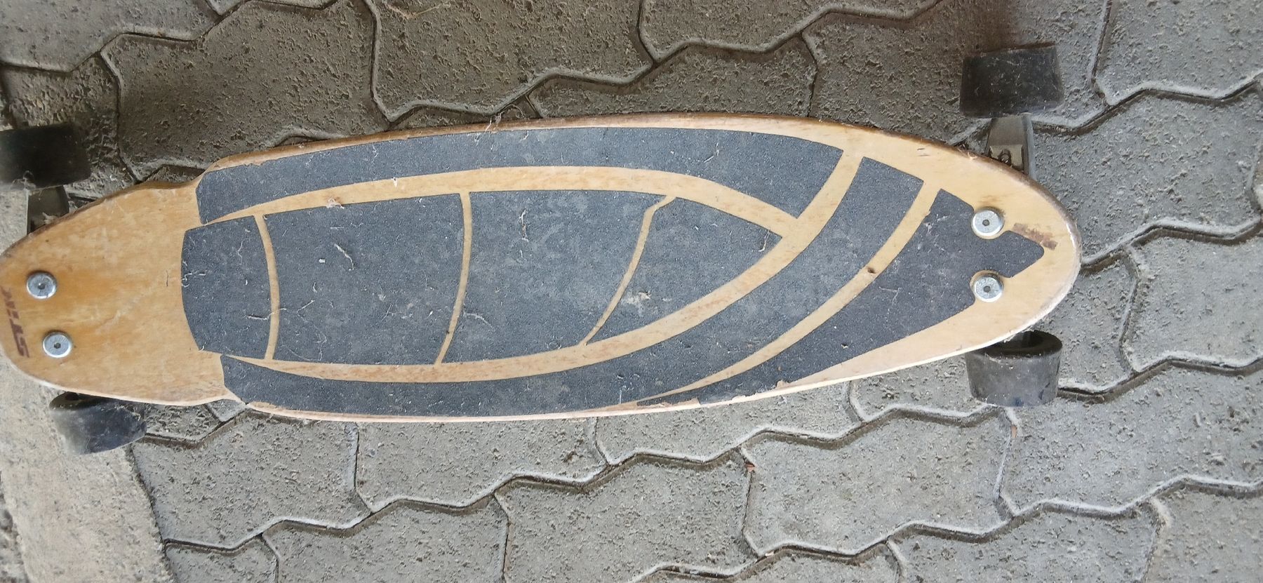 Skateboards: Carveboard – Usato da Aristau venduto da Manufisch0
