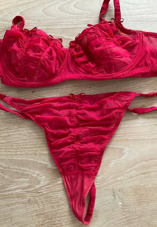 Altra biancheria intima: Damenunterwäsche – Usato da Grüt (Gossau ZH) venduto da hecht011 1