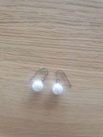 Elegante Ohrringe mit Perlen Optik