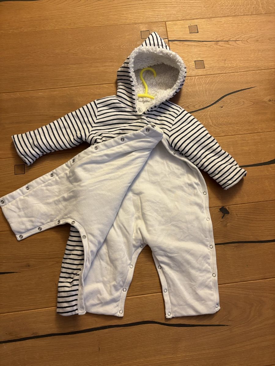 Petit Bateau Barboteuses: Combinaison bébé intersaison Petit Bateau  – D'occasion à Biel/Bienne par Milenegc 1