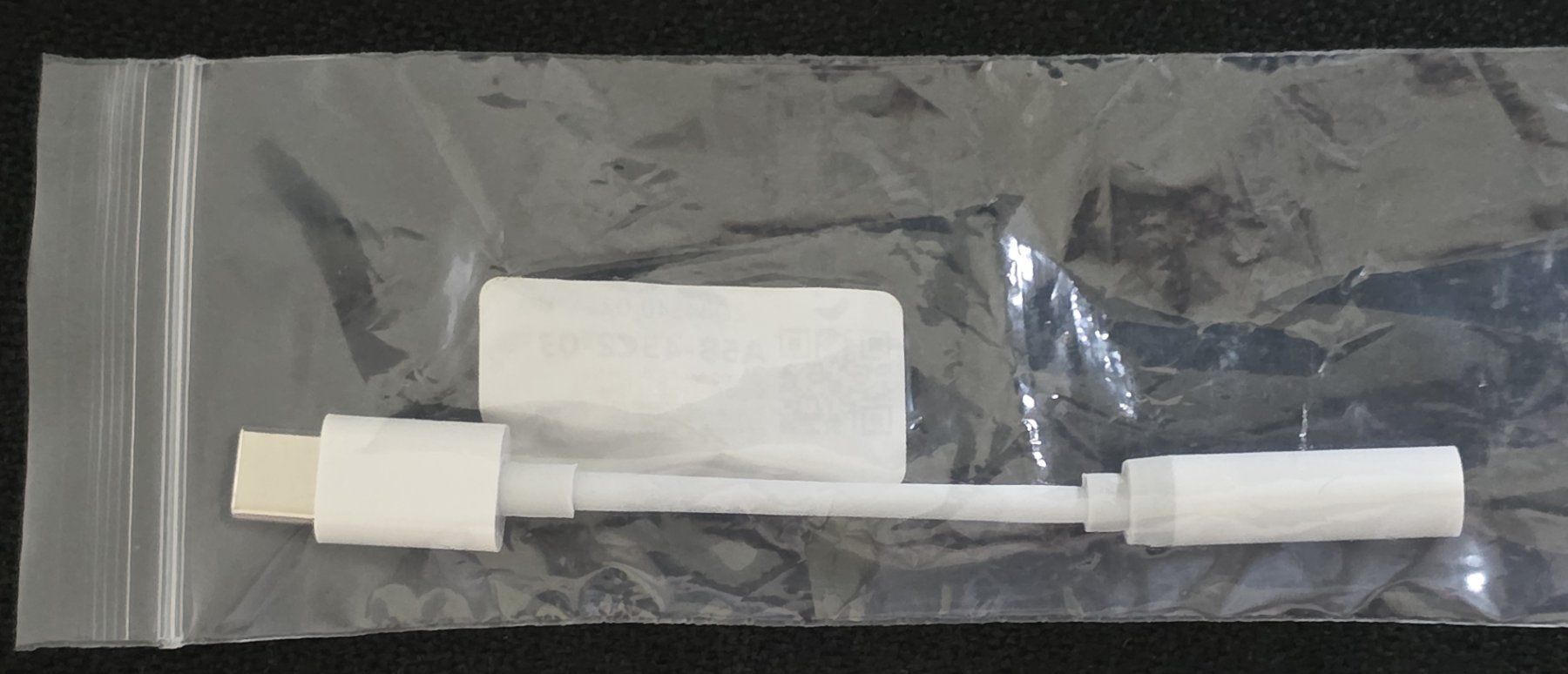 Câbles: USB Type-C zu 3.5mm Audio Adapter – Neuf avec emballage d'origine à Mels par Zeppelin08 1