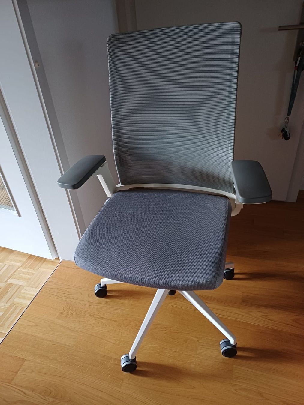 Chaises: Bürostuhl – D'occasion à Niederwangen BE par zbidi61 4