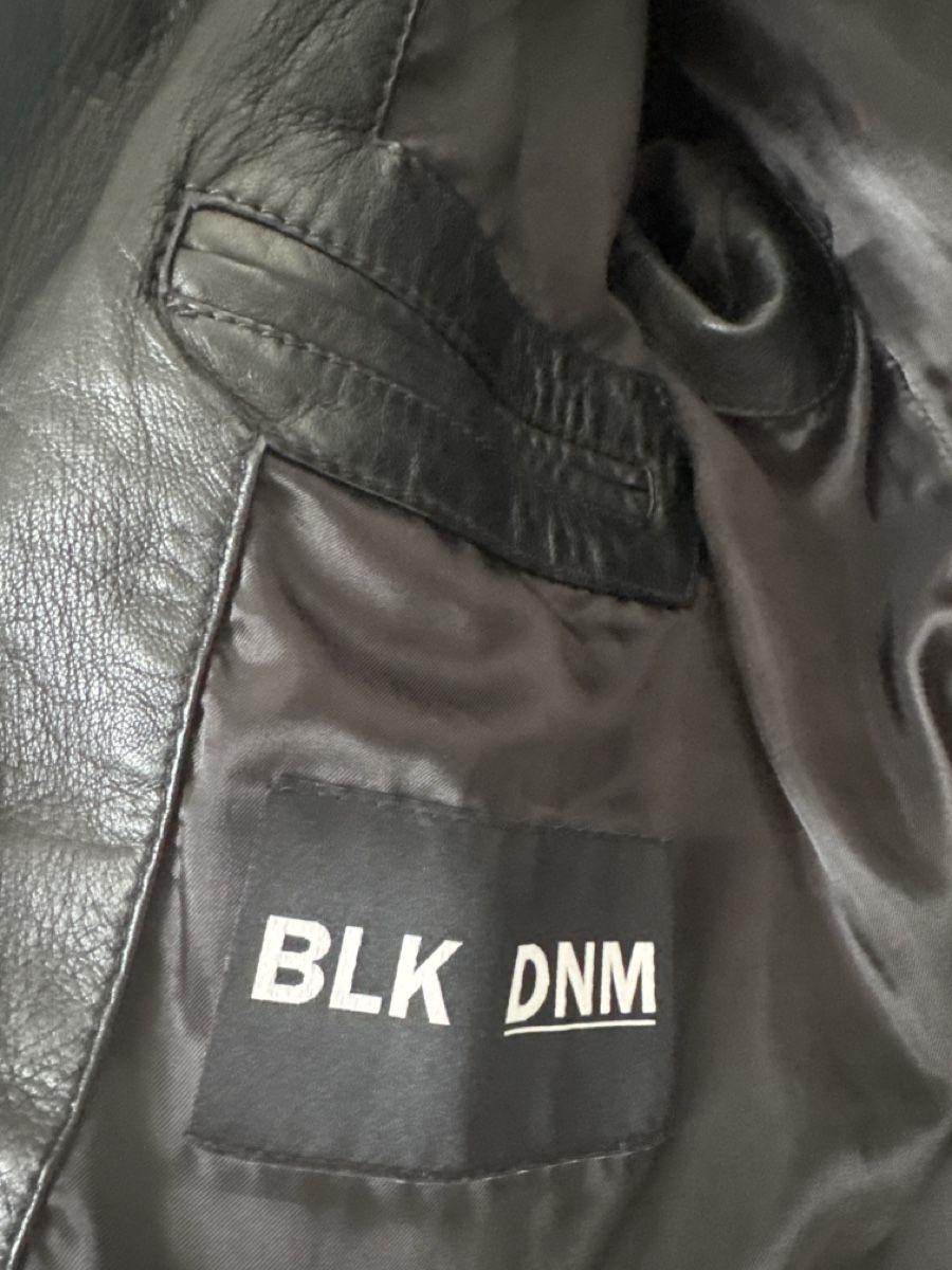 Vestes: Black Leather Jacket in XS – D'occasion à Lachen SZ par cvs_5g7c 4