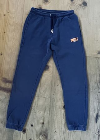 Pantalon de survêtement Diesel taille 152cm (12ans)