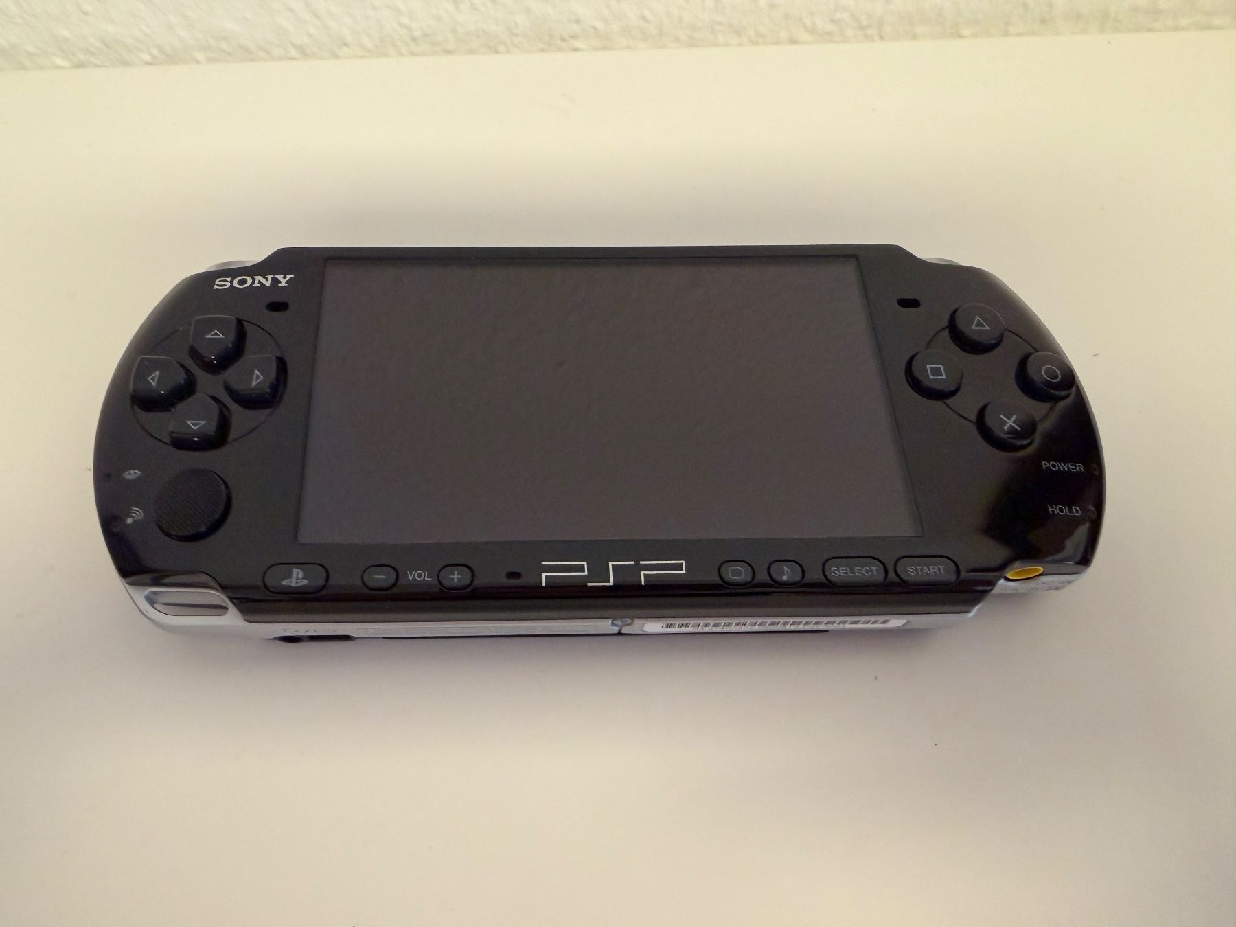Sony Console: PSP-3004 Schwarz inkl. Ladegerät – Usato da Bubendorf venduto da glitchCat