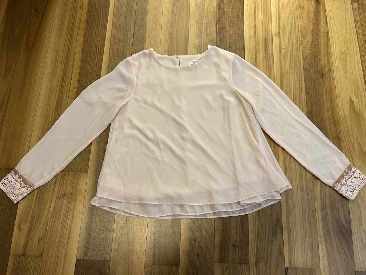 Camicette, T-shirt & Top: Rosa Bluse mit Spitze, Grösse M – Nuovo (secondo la descrizione) da Oberwil-Lieli venduto da 2carin