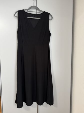 Chicorée Kleid, schwarz, Grösse L