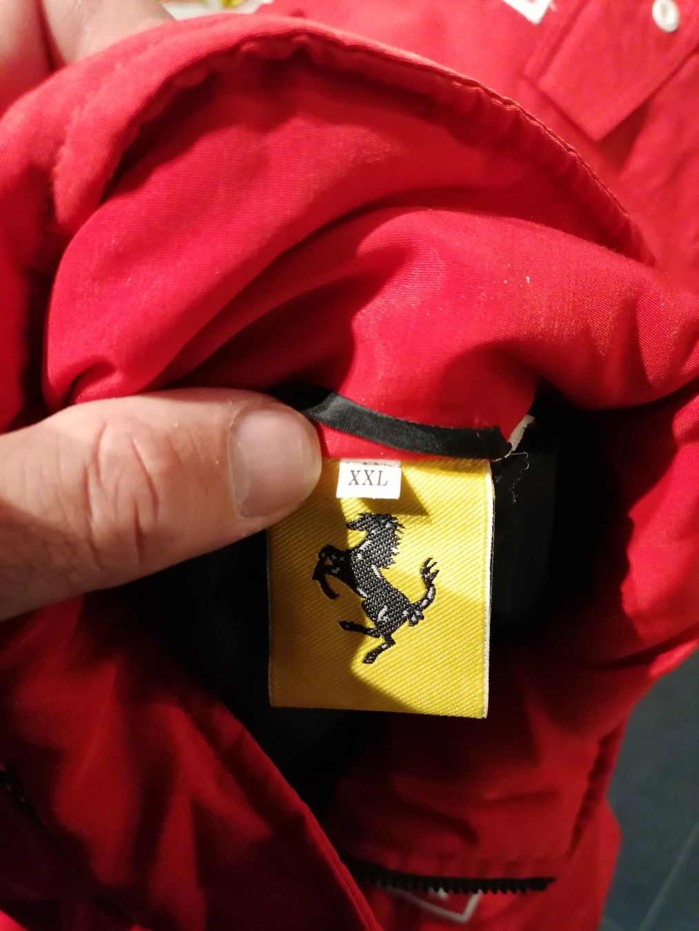 Vestes: Ferrari Jacke – D'occasion à Wünnewil par Susuki125gt 3