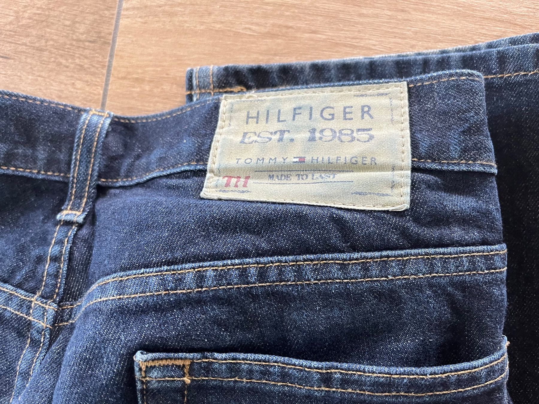 Tommy Hilfiger Jeans: Herren Jeans – Gebraucht aus Faoug von metropark 2