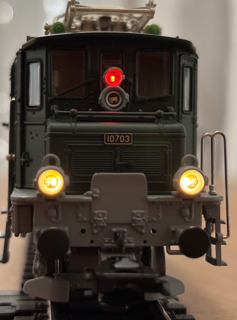 Trix Modellini di ferrovie: Trix 25360 Ae 3/6 mit Sound – Nuovo e nell'imballaggio originale da Schinznach-Dorf venduto da Rur25 6