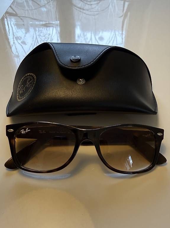 Lunettes & Verres: Ray Ban Sonnenbrille – D'occasion à Bülach par angelique080882