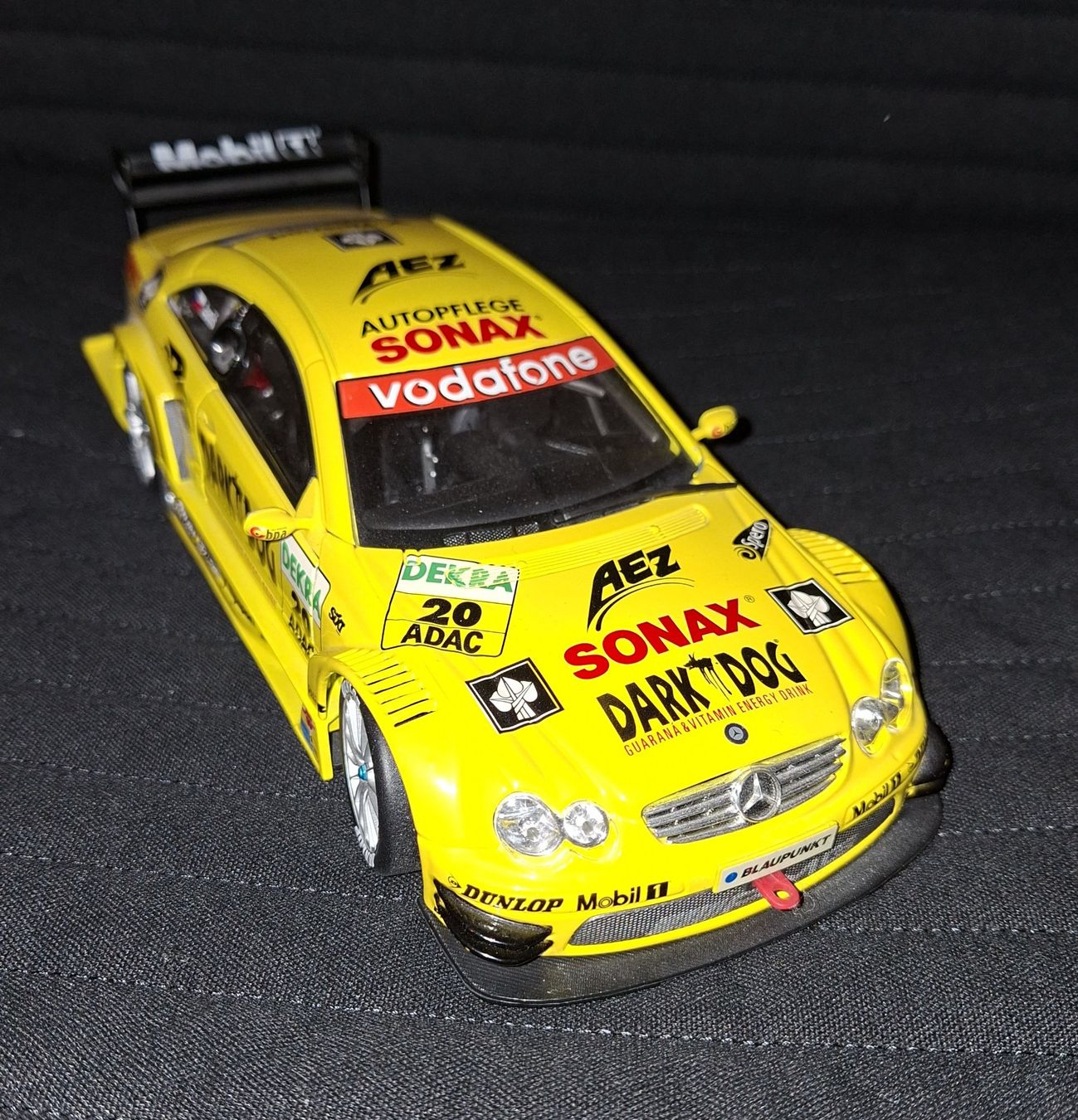 Maisto Voitures modèles: 1/18 Mercedes CLK DTM 2004 – D'occasion à Deitingen par Rotscher_Bern 1