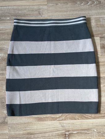 Sportlicher Sommer-Jupe von MarcCain Gr. S