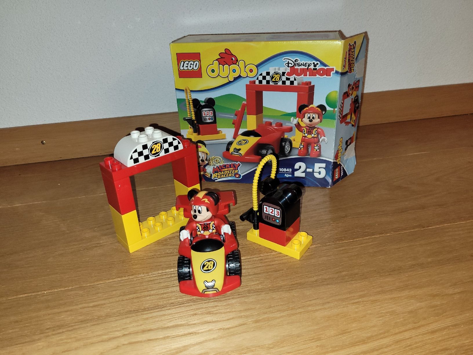 Lego Kit di costruzioni: LEGO DUPLO Mickey Mouse Rennfahrer – Usato da Weinfelden venduto da Mastek