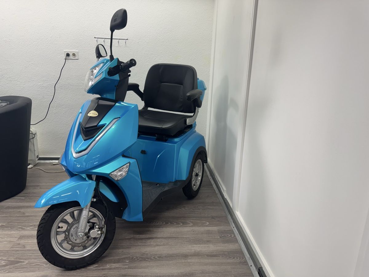 Mini Bike: Vespino — Elektro – Nuovo (secondo la descrizione) da Kloten venduto da moe_w6hw 1
