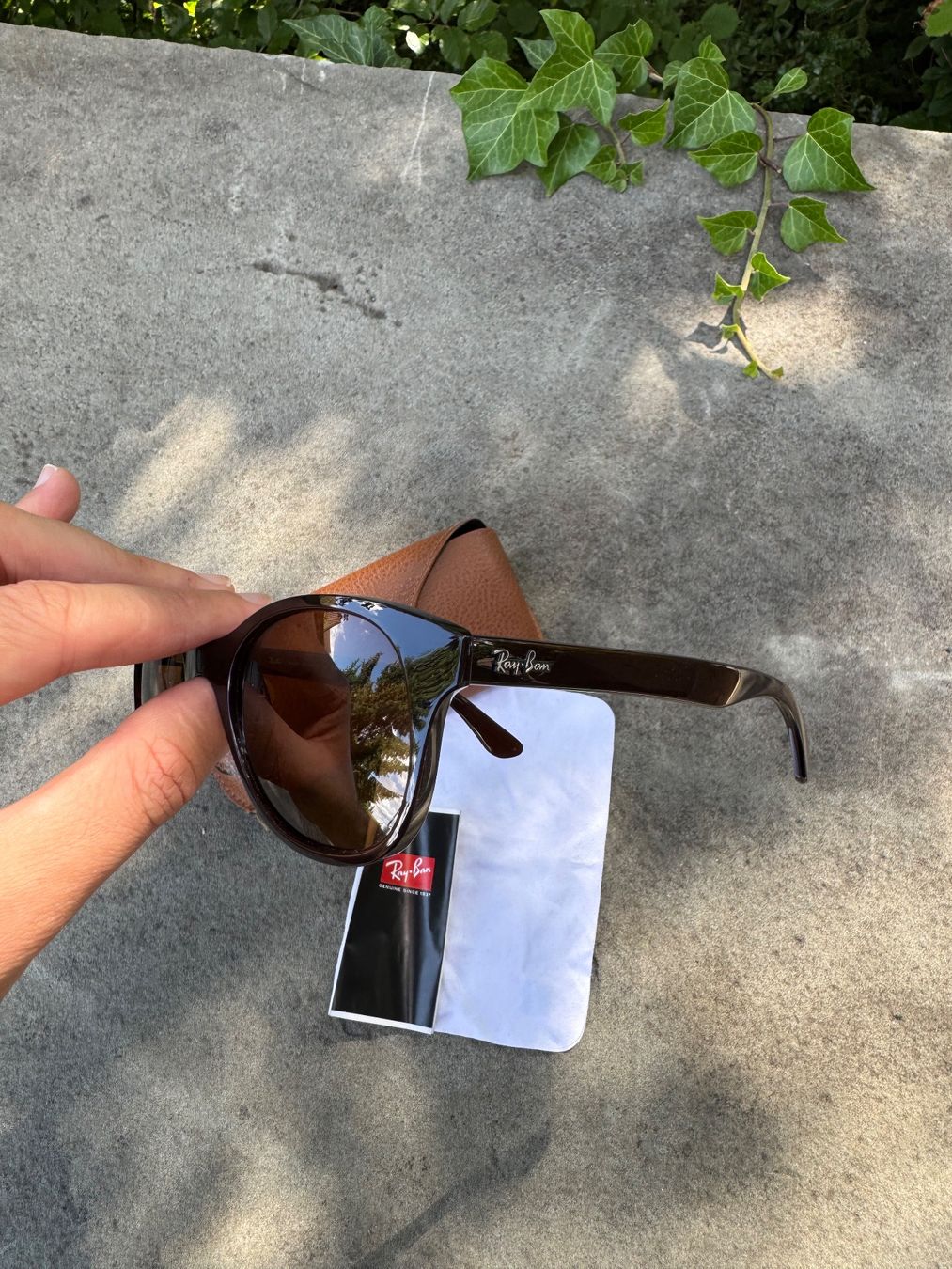Ray-Ban Occhiali & Lenti: Original Ray-Ban RB4203 Sunglasses With Case – Nuovo (secondo la descrizione) da Effretikon venduto da rus_2l2p 6