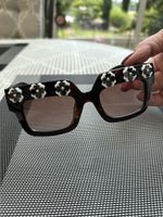 Vintage Sonnenbrille mit Blumenmuster