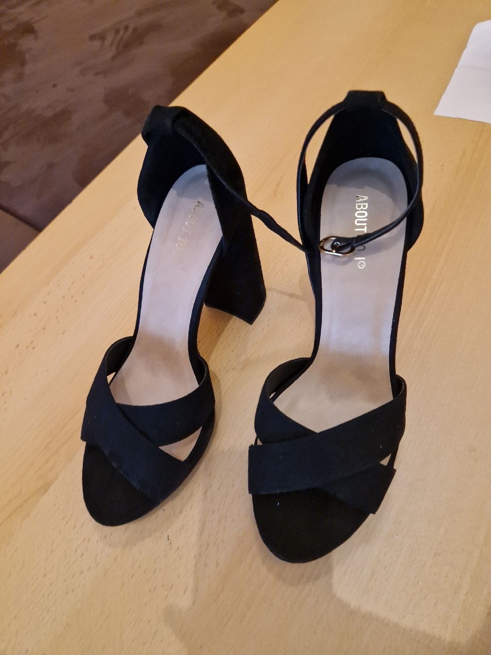Damenschuhe: scarpe con tacco – Neu und originalverpackt aus Giornico von Vale_leo86